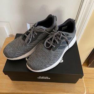 Adidas like new (with box) womens size 10